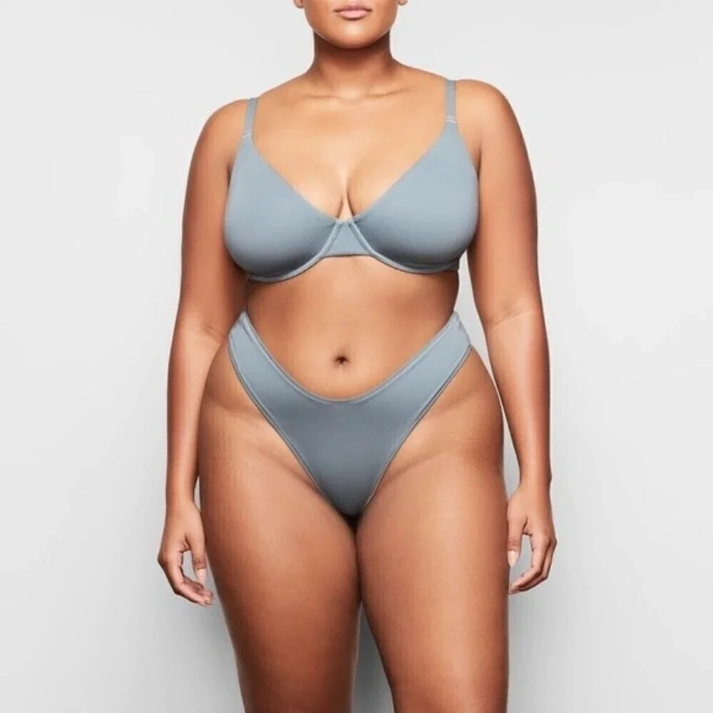 NWT! skims dipped cotton thong in kyanite
